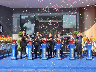 走进华鹏陶瓷华中运营中心